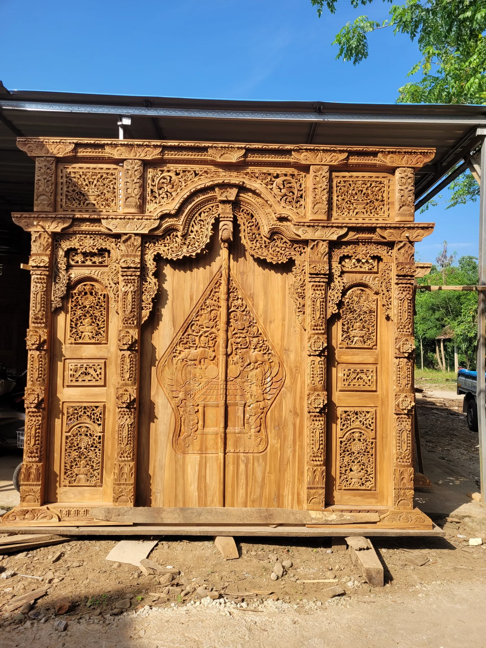Gebyok Ukir Jati Jepara – Motif Wayang Rumah Joglo Semarang - Foto 3